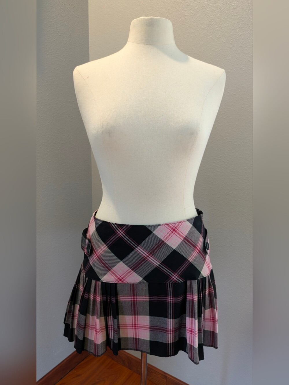 2007 No Boundaries Pink and Black Plaid Pleated Mini Skirt